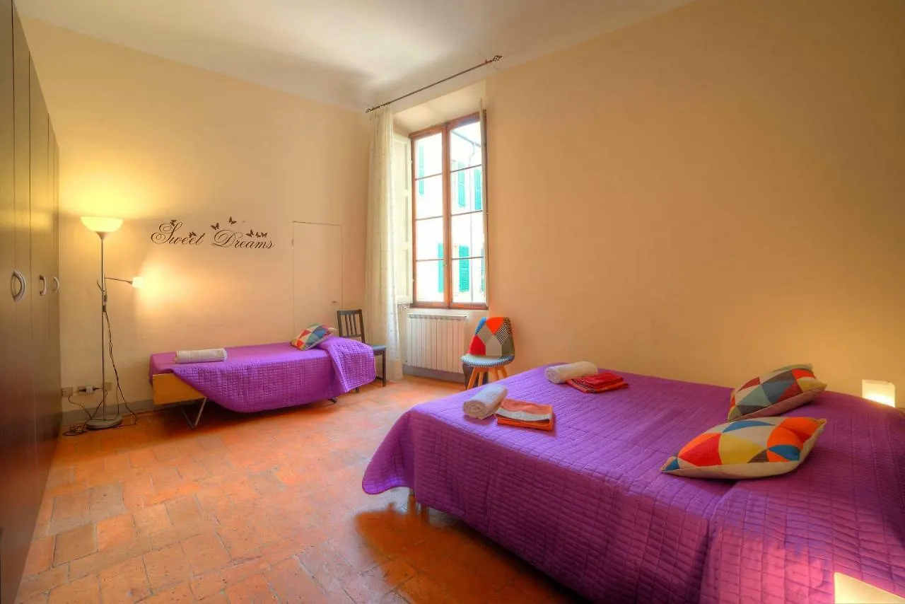 Apartment Stilmoderno Very Close To Campo Square In The Heart Of Historic Center Of Siena